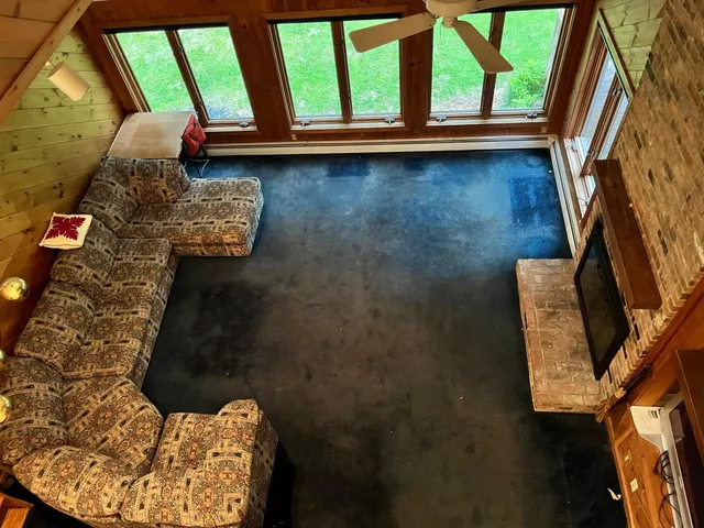 $395,000 | 26 Summit Meadows Circle, West Dover, VT 05356