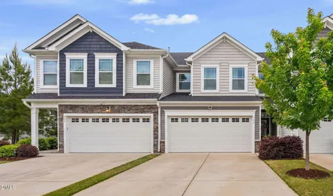 $375,000 | 743 Creekway Drive, Fuquay-Varina, NC 27526