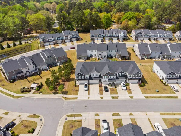 $375,000 | 743 Creekway Drive, Fuquay-Varina, NC 27526