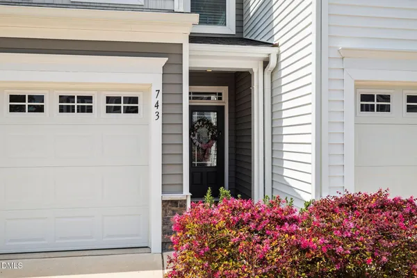 $375,000 | 743 Creekway Drive, Fuquay-Varina, NC 27526