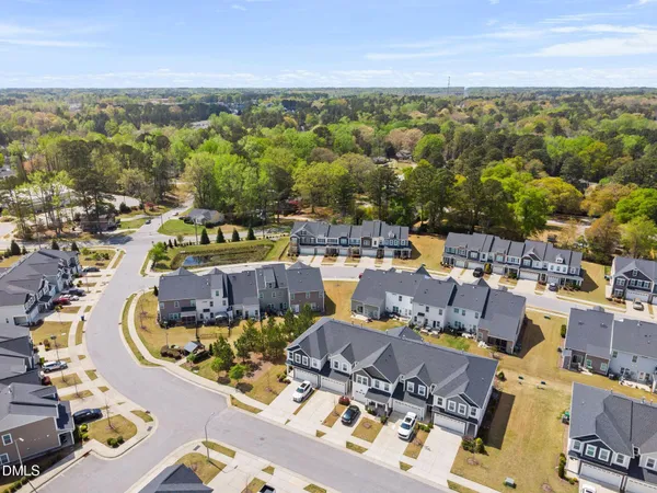 $375,000 | 743 Creekway Drive, Fuquay-Varina, NC 27526