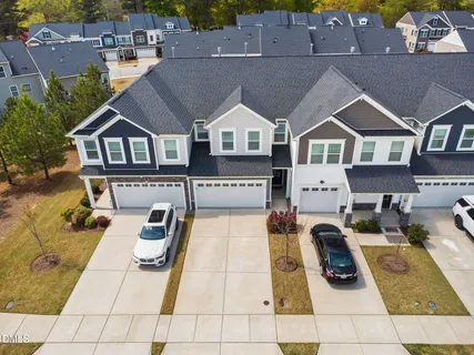 $375,000 | 743 Creekway Drive, Fuquay-Varina, NC 27526
