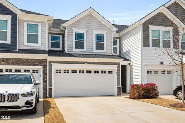 $375,000 | 743 Creekway Drive, Fuquay-Varina, NC 27526