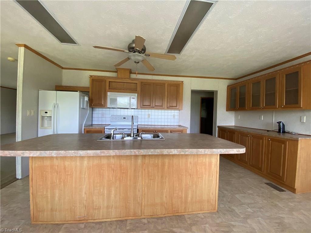 437 Jackson Hill Road Denton, NC 27239 - Photo 16 of 29 Gallery Image 16