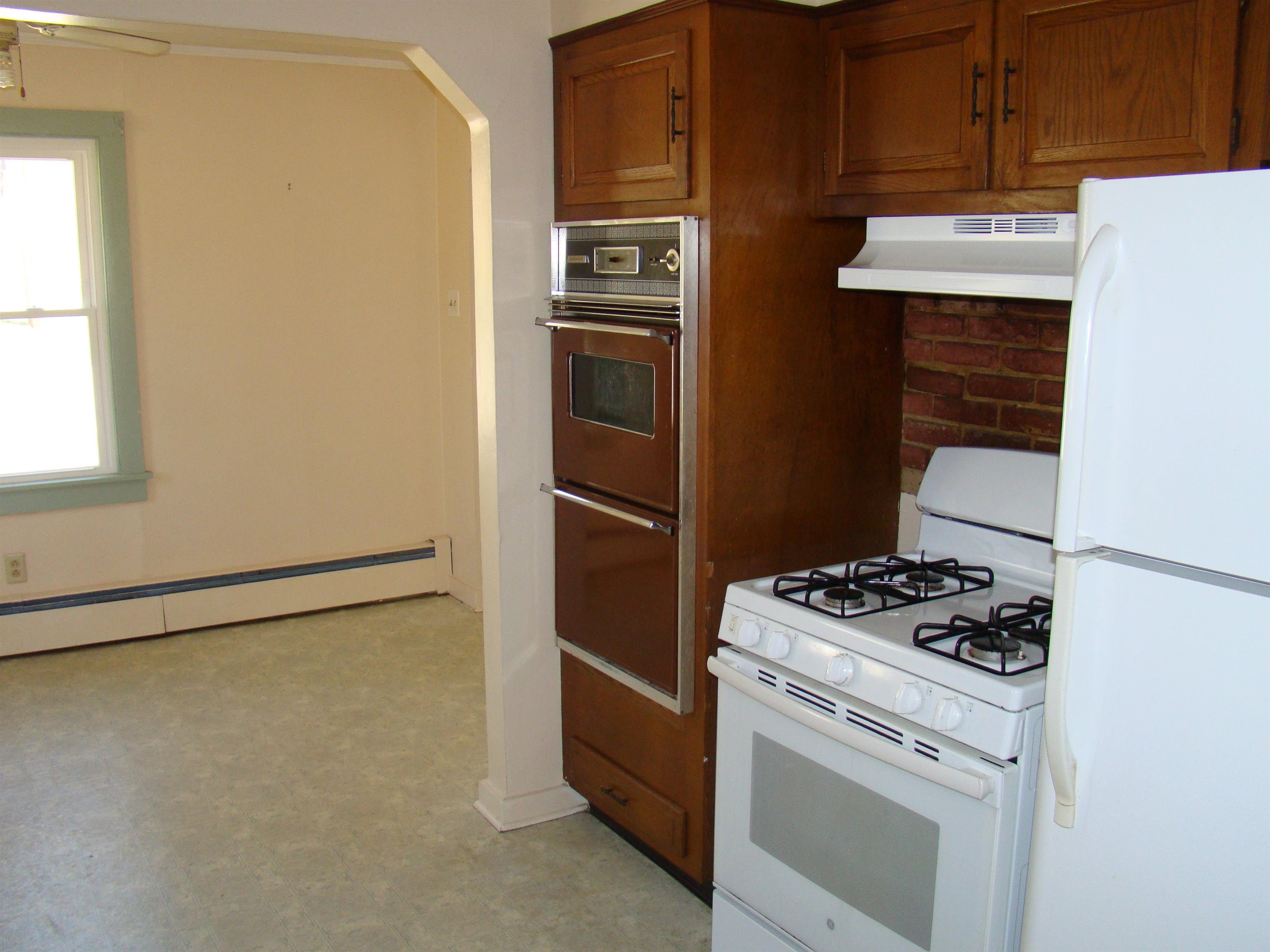 2122 Highway 140 Poultney, VT 05764 - Photo 9 of 22