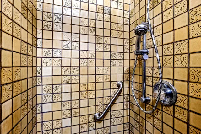 $5,000 | 3101 Kailiili Road, Haiku, HI 96708