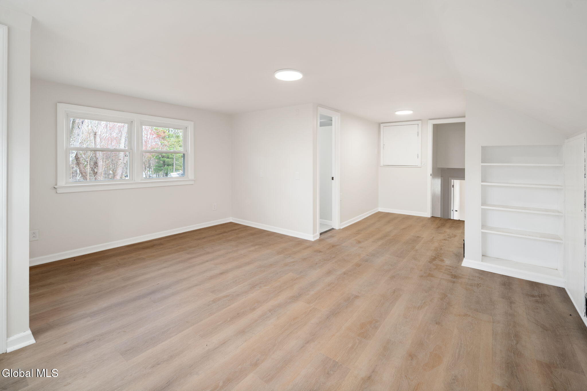 1030 Atateka Road Niskayuna, NY 12309 - Photo 31 of 44 26-1030AtatekaRd_26