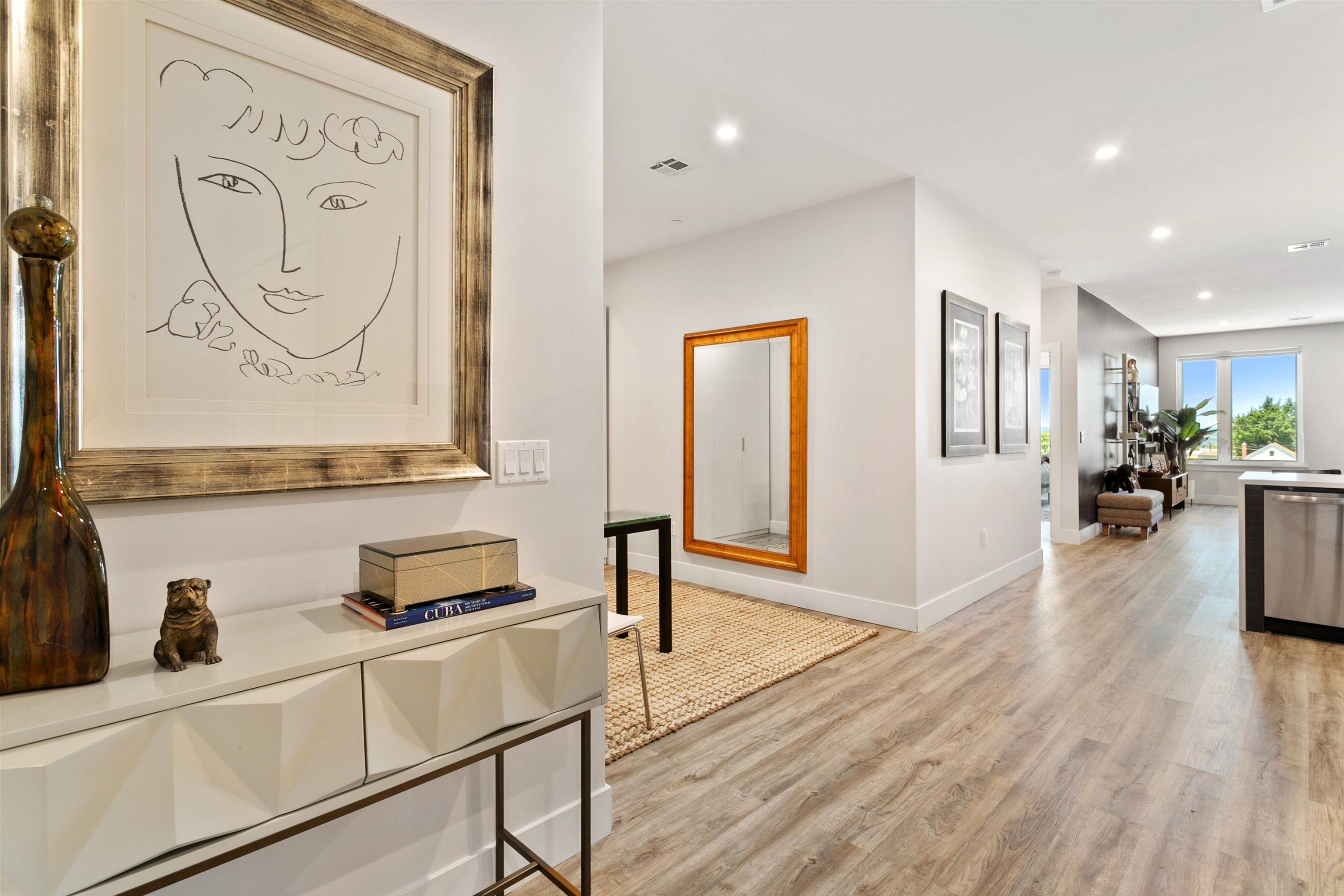 6701 John F. Kennedy Boulevard, Unit 215 North Bergen, NJ 07047 - Photo 3 of 14 a view of a living room and workspace