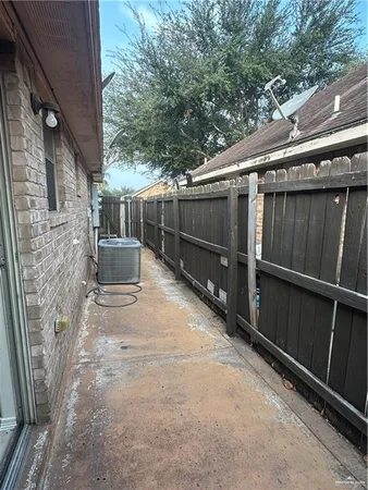 $975 | 3703 South Radisson Avenue, Unit 3, Pharr, TX 78577