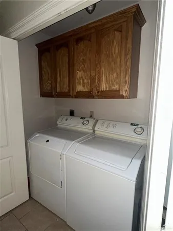 $975 | 3703 South Radisson Avenue, Unit 3, Pharr, TX 78577