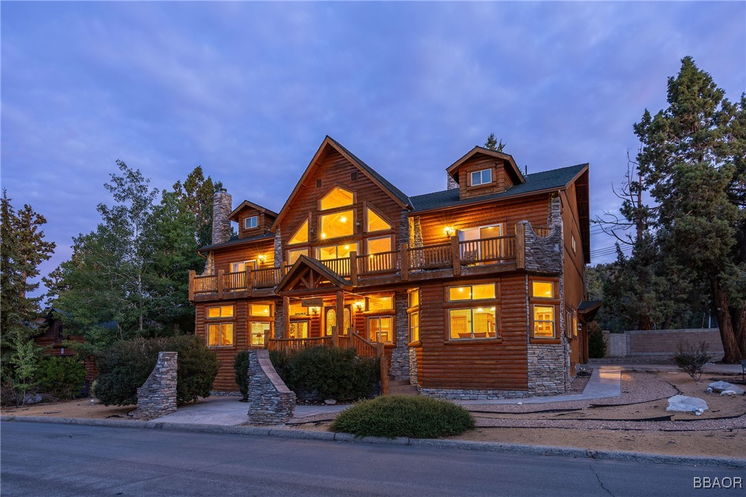 42577 Bear Loop Big Bear City, CA 92314 - Photo 3 of 38 a view of outdoor space yard and deck