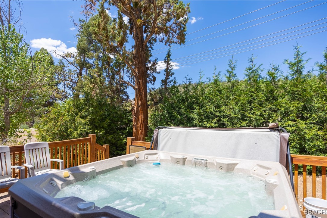42577 Bear Loop Big Bear City, CA 92314 - Photo 34 of 38 a view of outdoor space and yard
