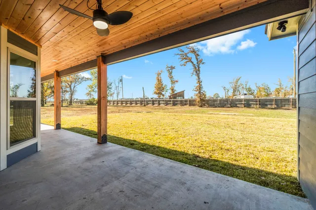 $345,000 | 171 Pearl Court, Onalaska, TX 77360