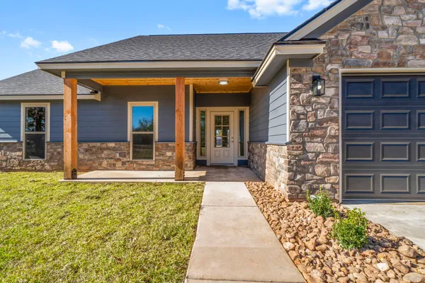 $345,000 | 171 Pearl Court, Onalaska, TX 77360