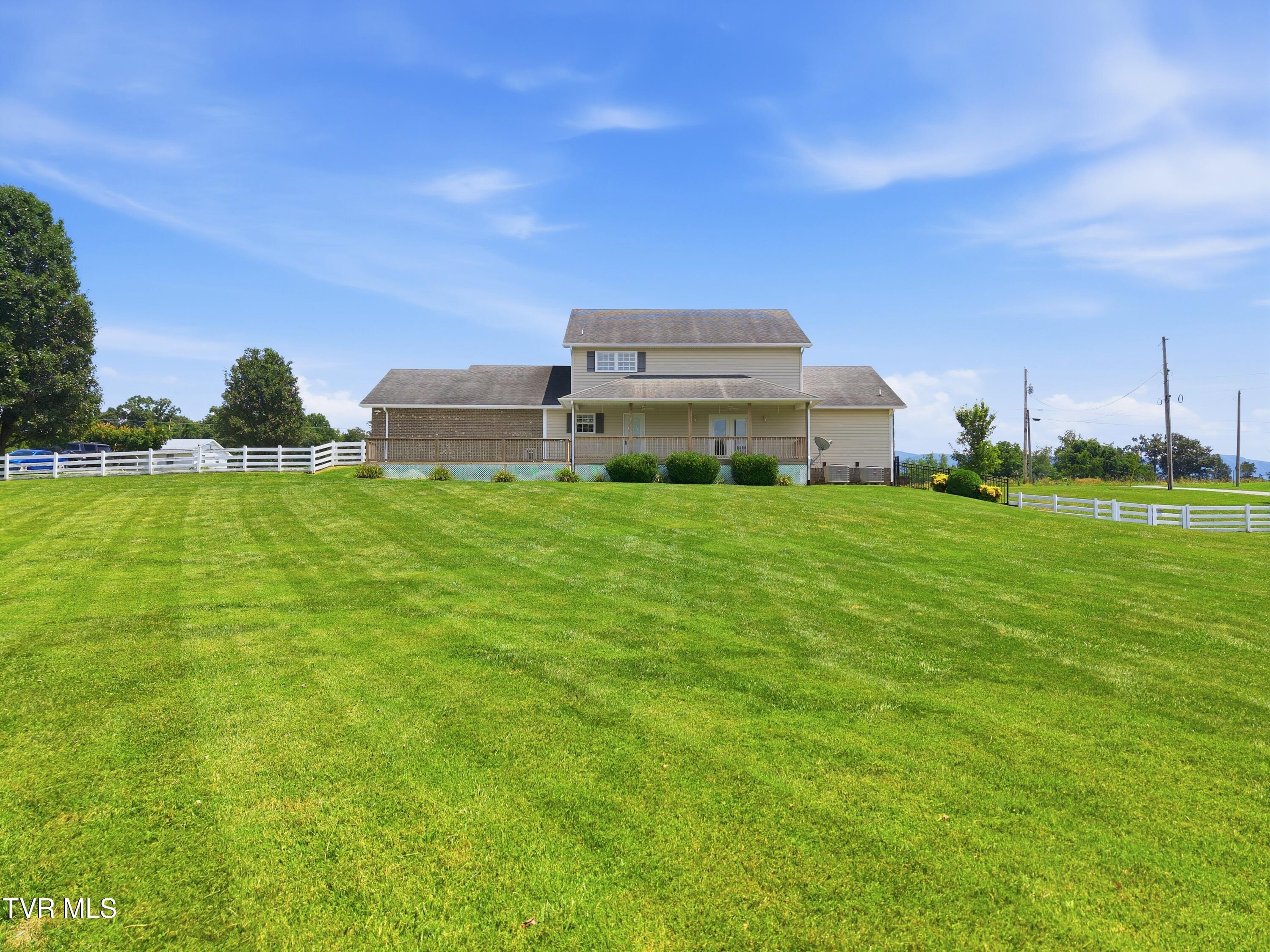 767 Possum Creek Road Greeneville, TN 37743 - Photo 62 of 69 11_767_possum_creek_rd_0010