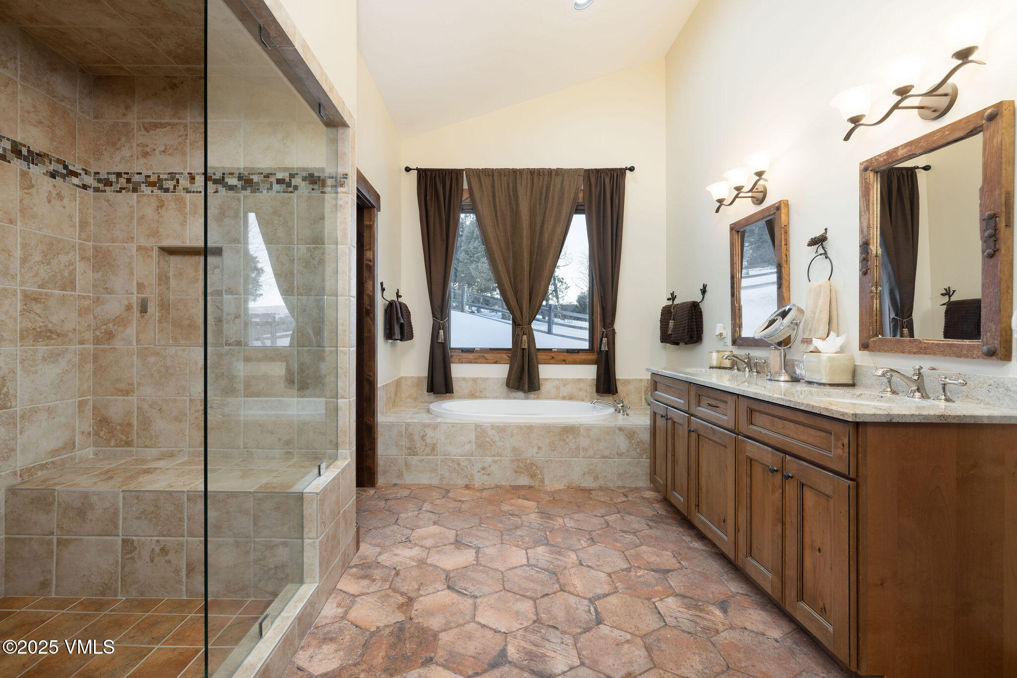 379 Wolcott Spring Road Wolcott, CO 81655 - Photo 14 of 25 2503_379_wolcott_springs_rd_interior_pri