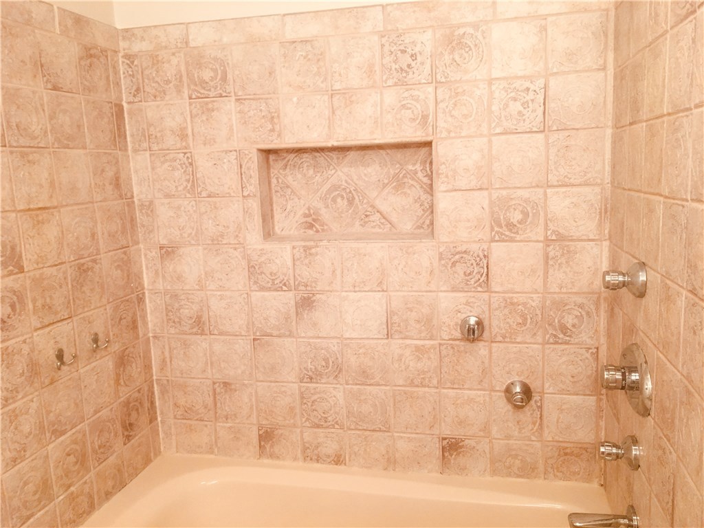 82 Little Pond County Road Cumberland, RI 02864 - Photo 21 of 37