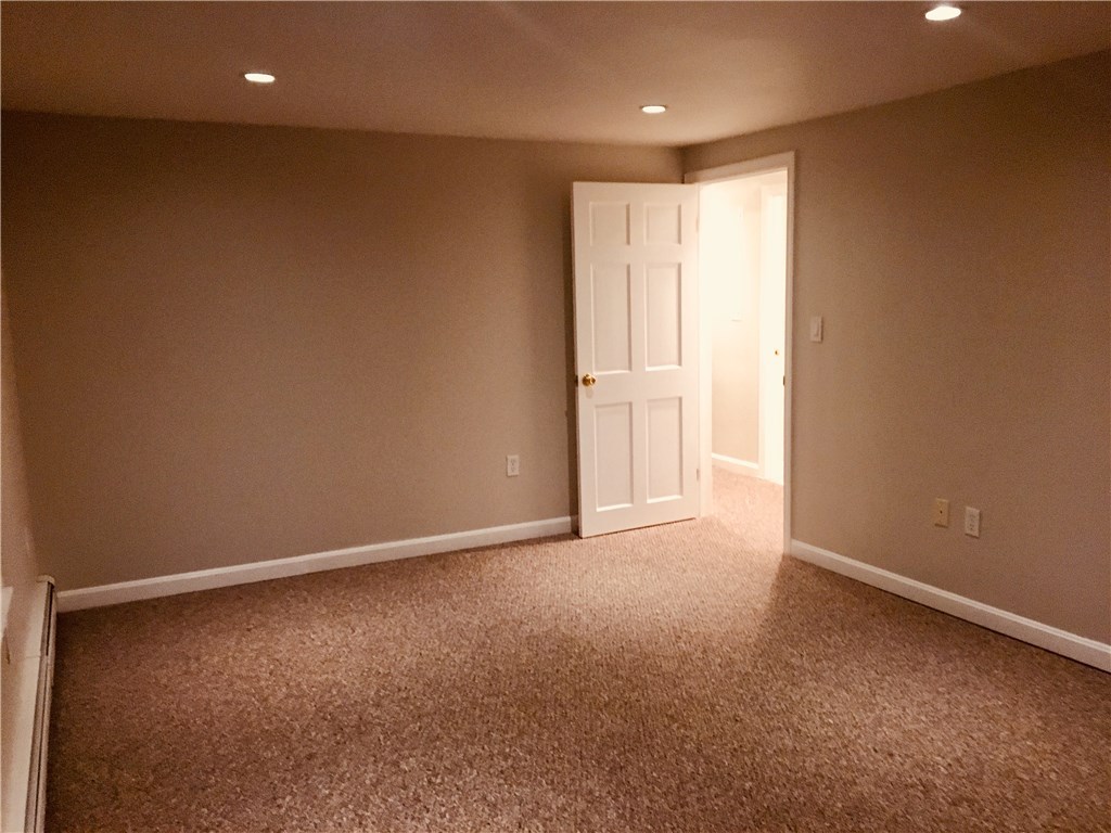 82 Little Pond County Road Cumberland, RI 02864 - Photo 23 of 37