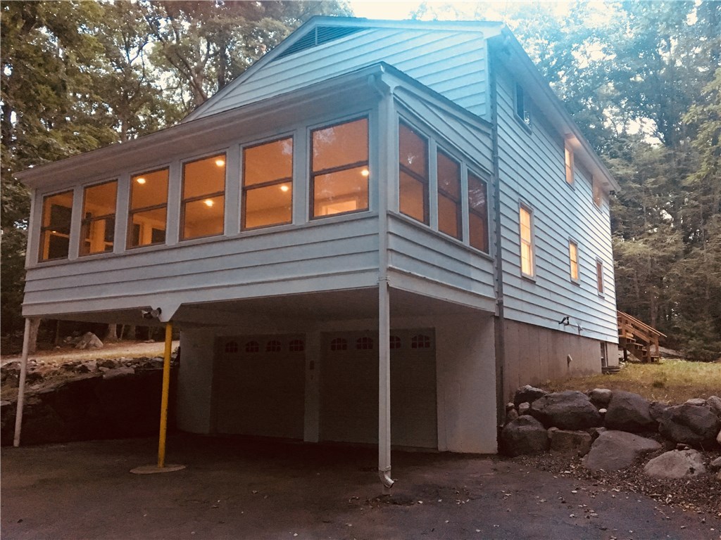 82 Little Pond County Road Cumberland, RI 02864 - Photo 8 of 37