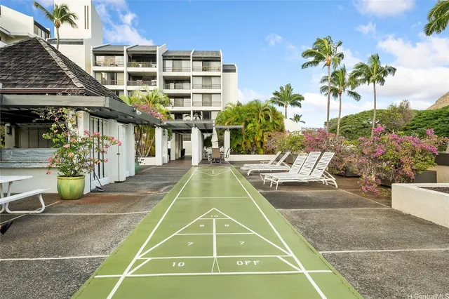 a view of a basketball court
