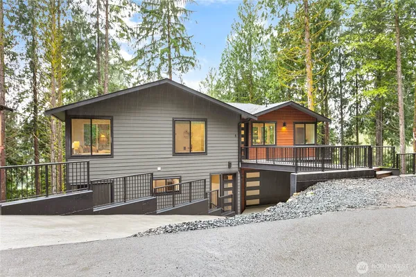 $825,000 | 8 Valley View Circle, Bellingham, WA 98229