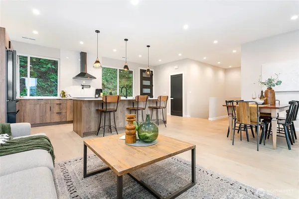 $825,000 | 8 Valley View Circle, Bellingham, WA 98229