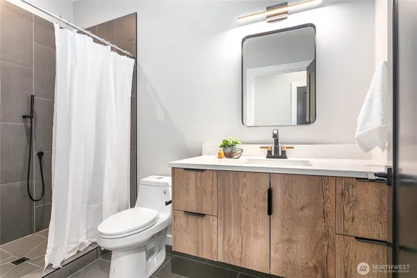 $825,000 | 8 Valley View Circle, Bellingham, WA 98229