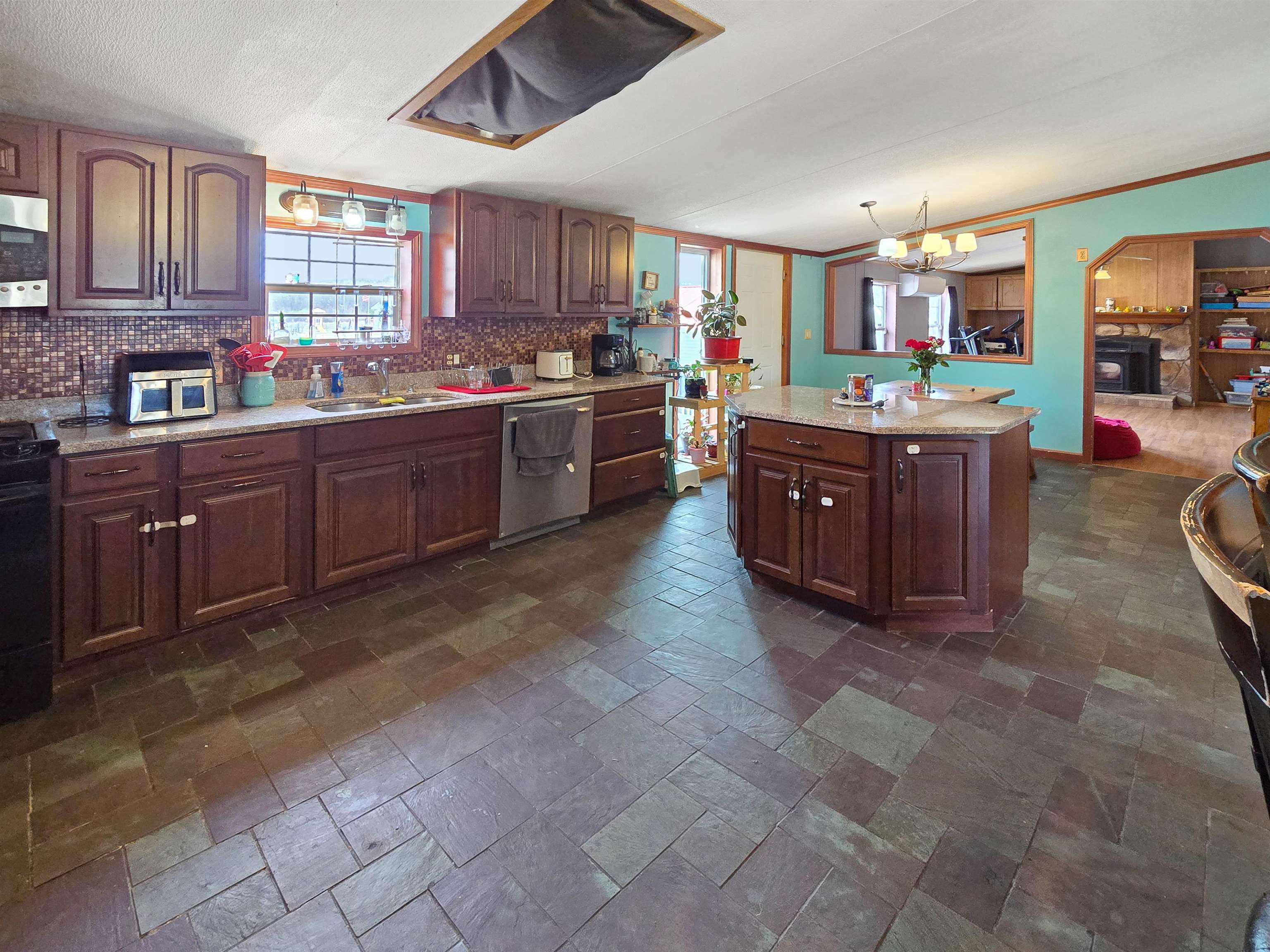 11 Bowen Lane Benson, VT 05743 - Photo 14 of 42