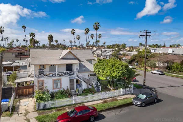 $1,050,000 | 4496 Campus Avenue, San Diego, CA 92116