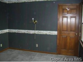 4047 Larkspur Lane Springfield, IL 62711 - Photo 9 of 12 Gallery Image 9