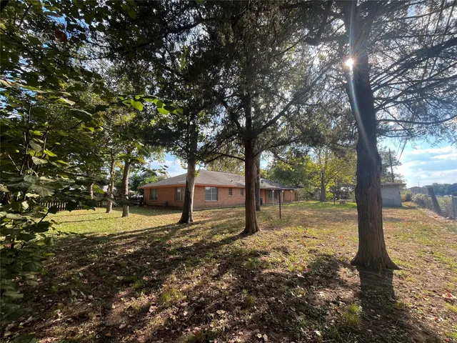 $2,200 | 106 Jane Drive, Columbus, TX 78934