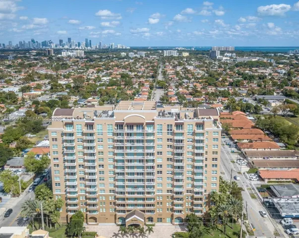 $2,250 | 2665 Southwest 37th Avenue, Unit 401, Miami, FL 33133