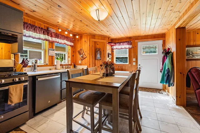 $550,000 | 39 Tilton Pond Road, Fayette, ME 04349