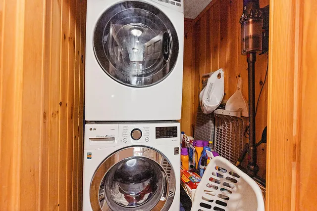 $550,000 | 39 Tilton Pond Road, Fayette, ME 04349