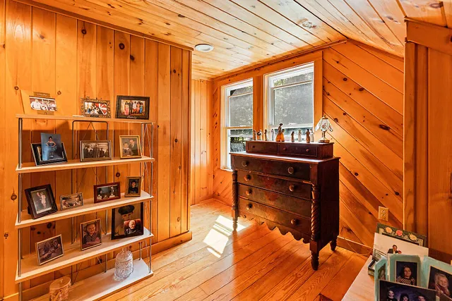 $550,000 | 39 Tilton Pond Road, Fayette, ME 04349