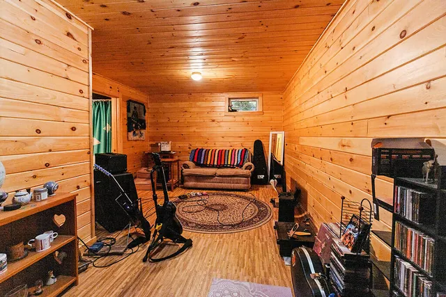 $550,000 | 39 Tilton Pond Road, Fayette, ME 04349