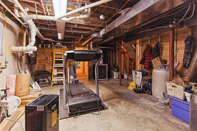 $550,000 | 39 Tilton Pond Road, Fayette, ME 04349