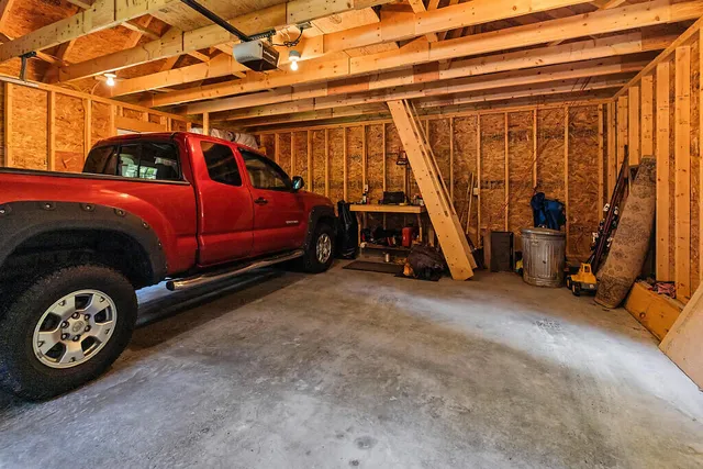 $550,000 | 39 Tilton Pond Road, Fayette, ME 04349