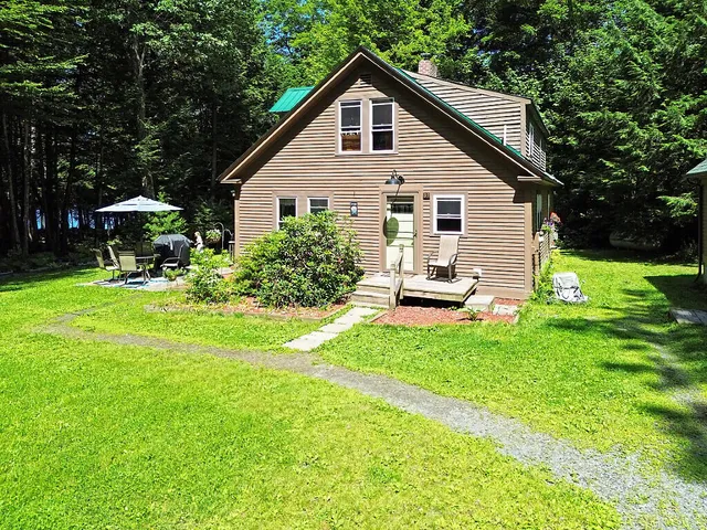 $550,000 | 39 Tilton Pond Road, Fayette, ME 04349
