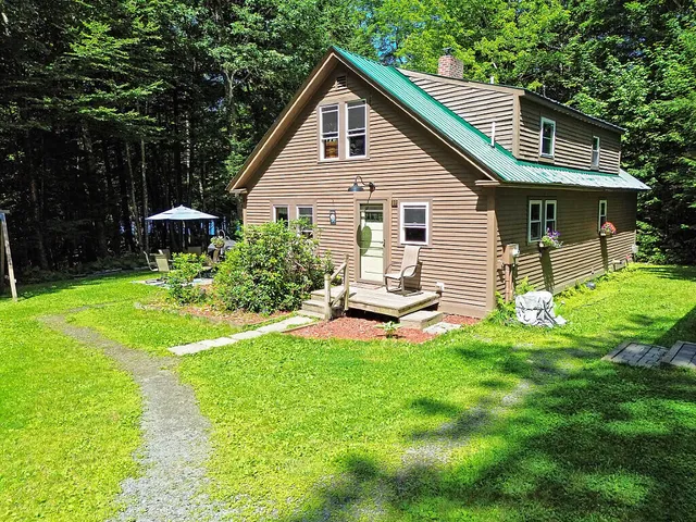 $550,000 | 39 Tilton Pond Road, Fayette, ME 04349