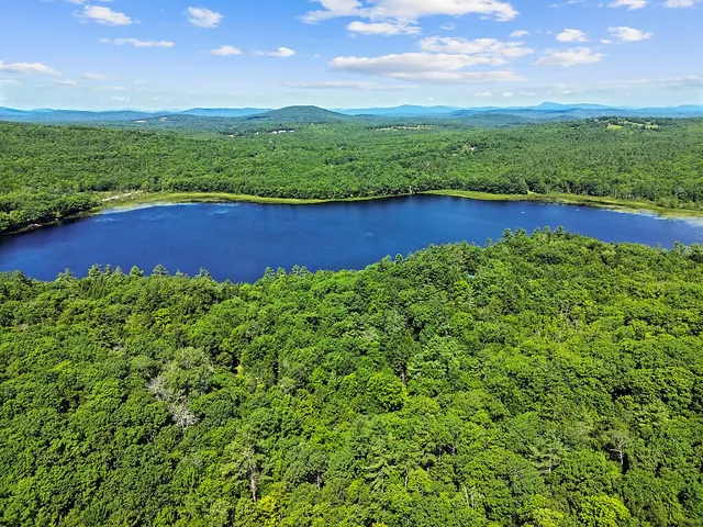 $550,000 | 39 Tilton Pond Road, Fayette, ME 04349