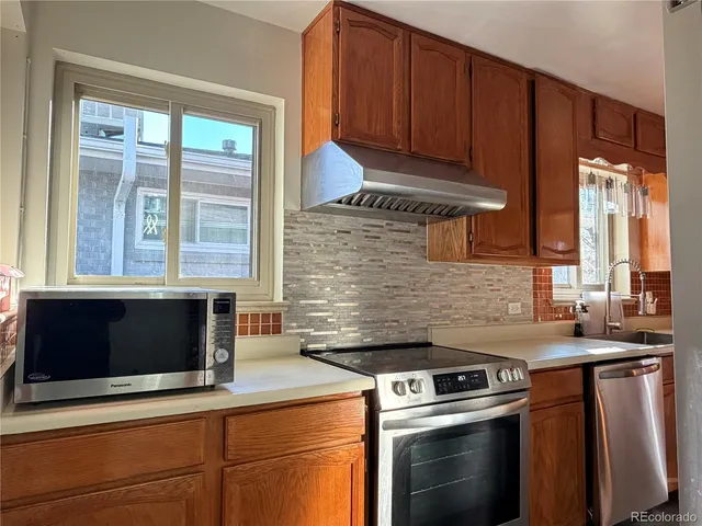 $3,300 | 2670 South Josephine Street, Denver, CO 80210