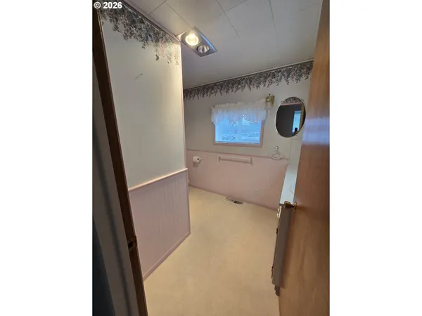 $350,000 | 403 Southwest Depot Street, Enterprise, OR 97828