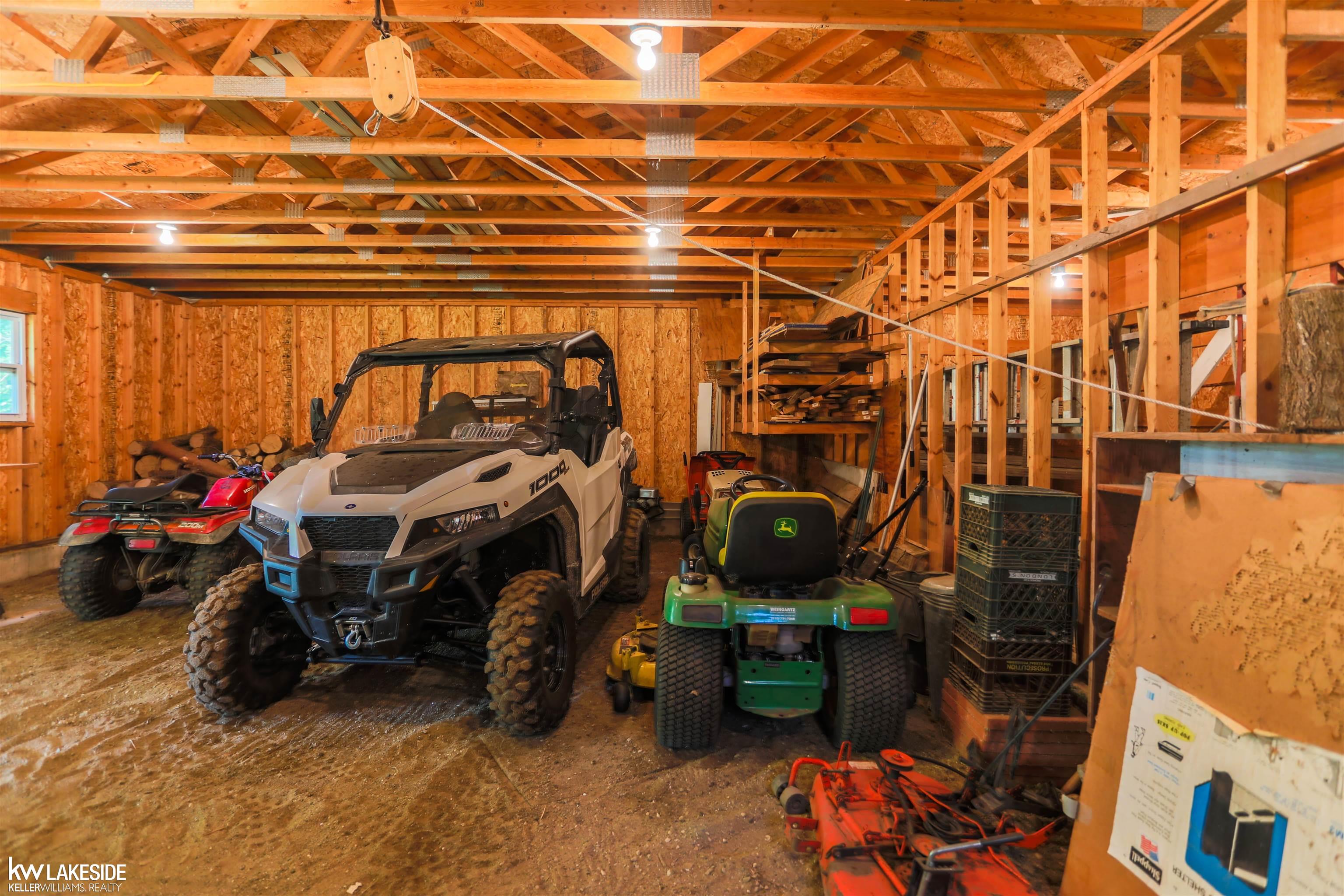 80700 Coon Creek Road Armada, MI 48005 - Photo 27 of 67 50085808-26.JPG