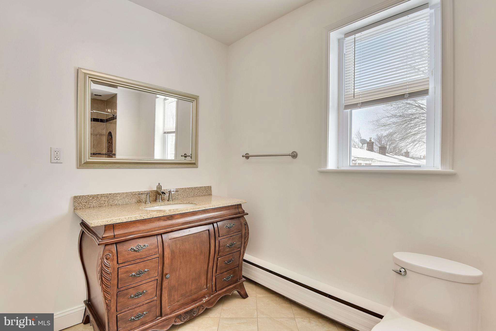911 Gabel Street Silver Spring, MD 20901 - Photo 11 of 26 Bath
