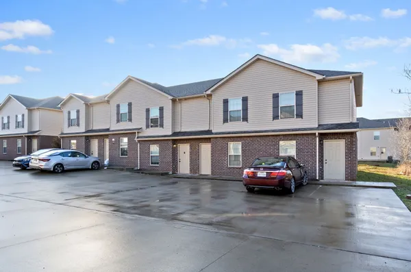 $950 | 1110 Ashridge Drive, Unit G4, Clarksville, TN 37042