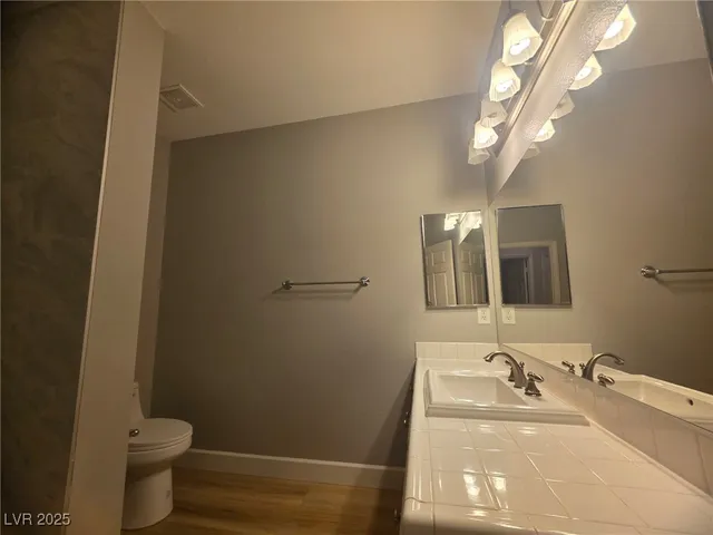 $1,900 | 5250 South Rainbow Boulevard, Unit 2181, Las Vegas, NV 89118