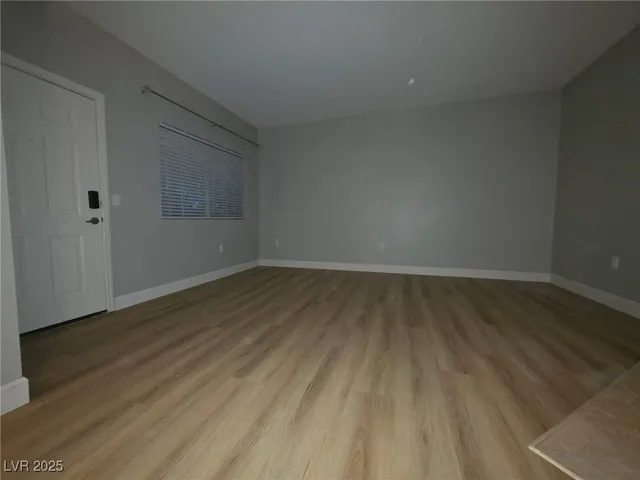 $1,900 | 5250 South Rainbow Boulevard, Unit 2181, Las Vegas, NV 89118