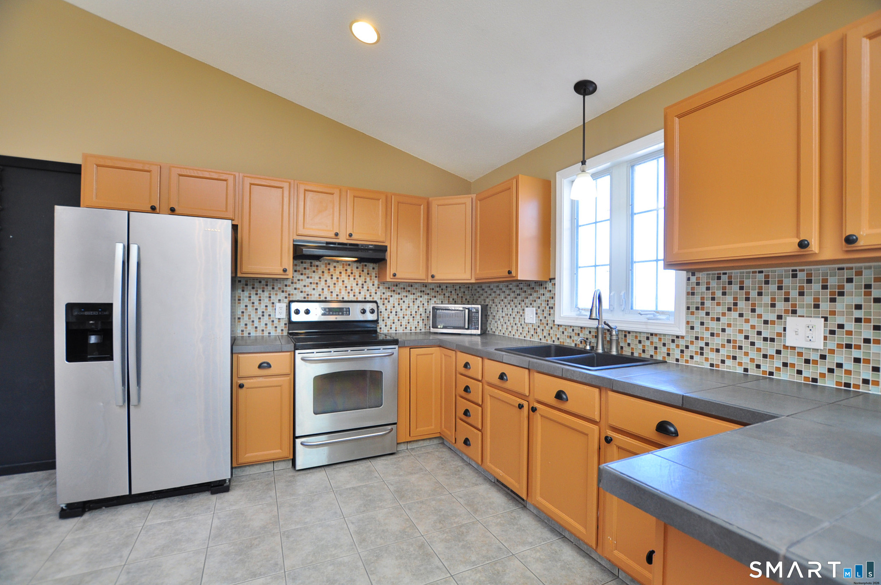 196 Jobs Hill Road Ellington, CT 06029 - Photo 15 of 40