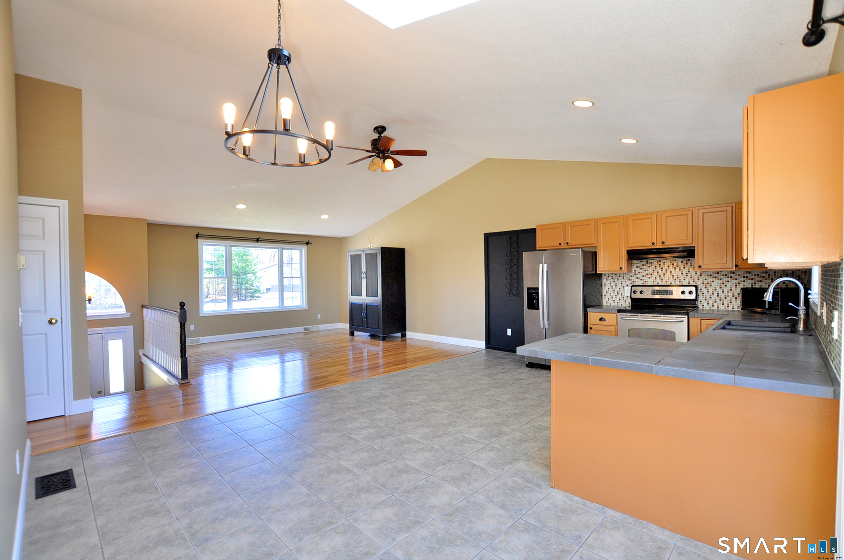 196 Jobs Hill Road Ellington, CT 06029 - Photo 16 of 40